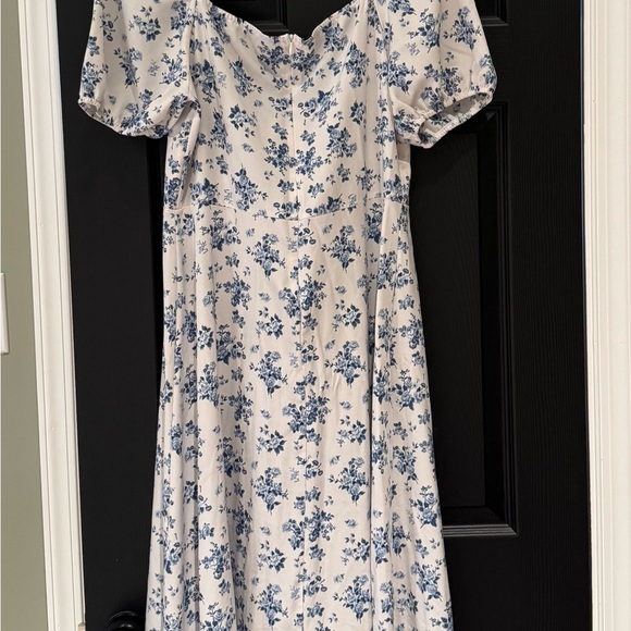 Loness Blue and White Ruffled Puff Sleeve Midi Dress - Picture 3 of 3